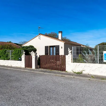La Maison Du Carignan By Interhome