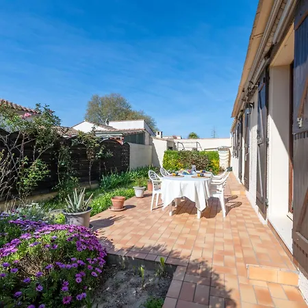La Maison Du Carignan By Interhome Ferienhaus