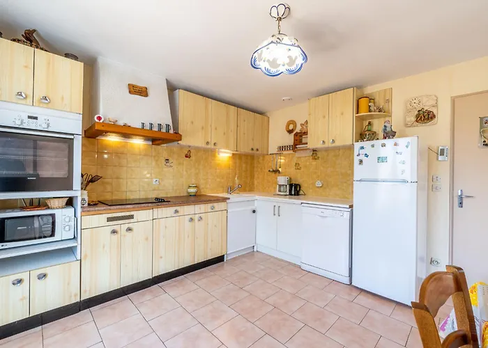 Hébergement de vacances La Maison Du Carignan By Interhome