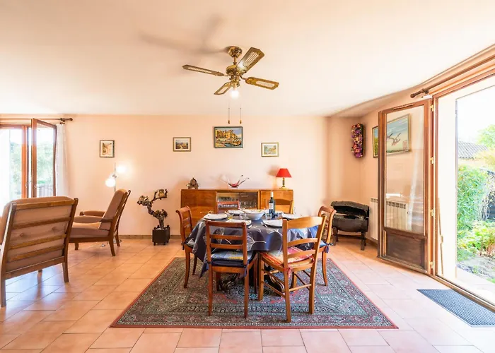 Hébergement de vacances La Maison Du Carignan By Interhome *