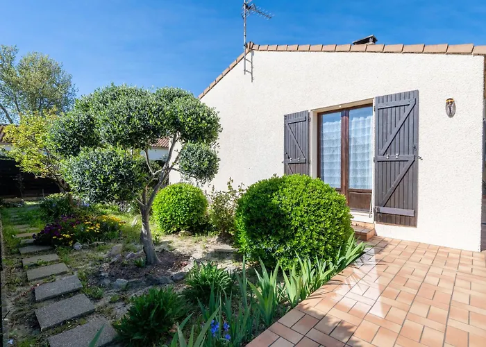 La Maison Du Carignan By Interhome * Armissan