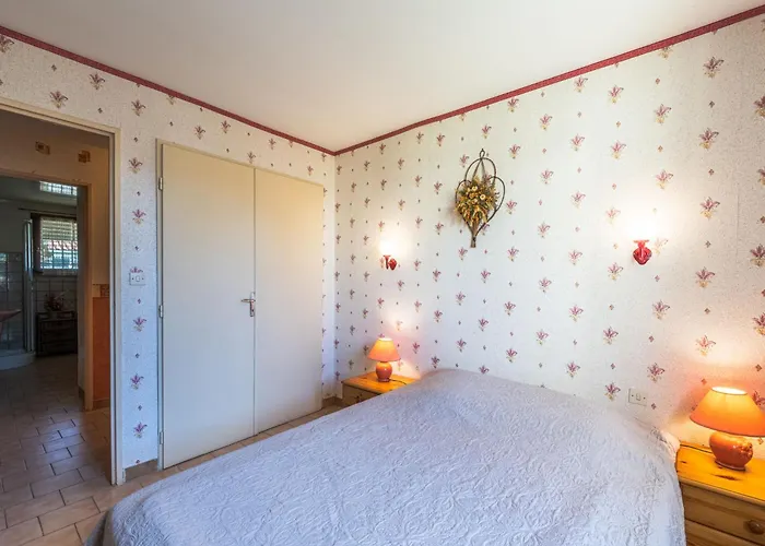 La Maison Du Carignan By Interhome Armissan